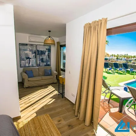 222 - Noches De Luna By Now Ltd Villa Playa Blanca (Lanzarote)