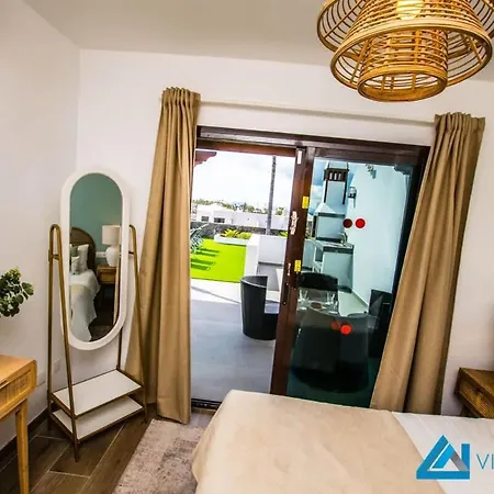 222 - Noches De Luna By Now Ltd * Playa Blanca (Lanzarote)