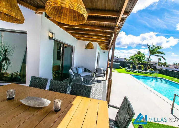 222 - Noches De Luna By Now Ltd *