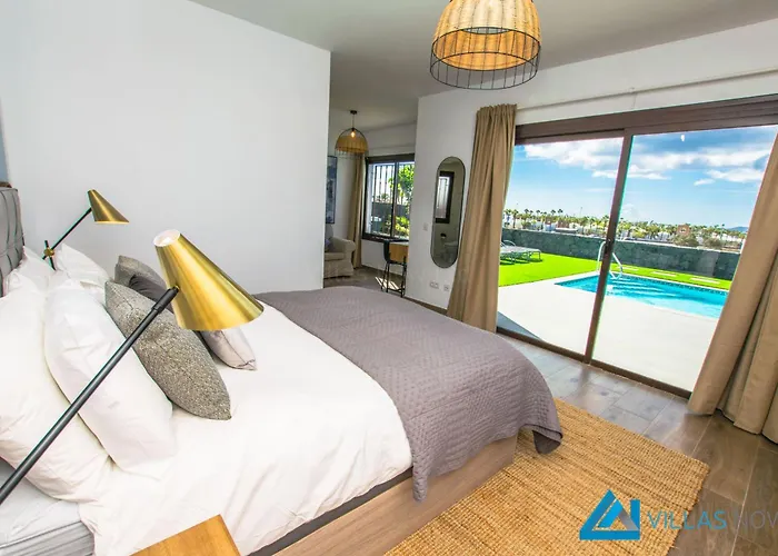 222 - Noches De Luna By Now Ltd * Playa Blanca (Lanzarote)